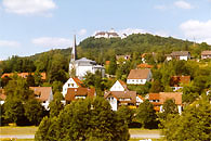 kath. Kirche und Schloß Greifenstein
