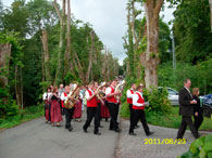 mit Musik in die Kurve